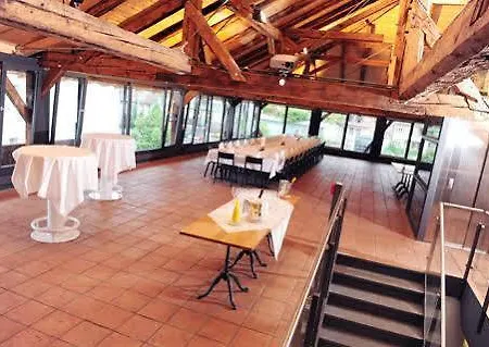 Restaurant Rathaus トゥーン